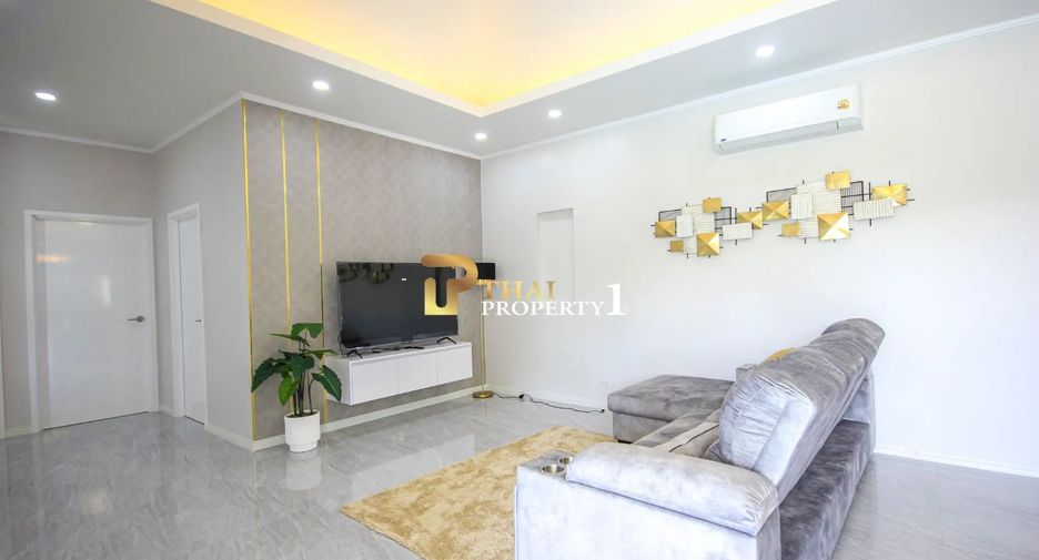 For sale 3 bedrooms villa in Hua Hin, Prachuap Khiri Khan