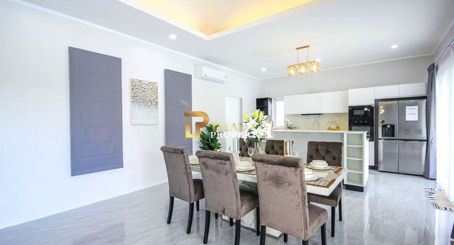 For sale 3 bedrooms villa in Hua Hin, Prachuap Khiri Khan