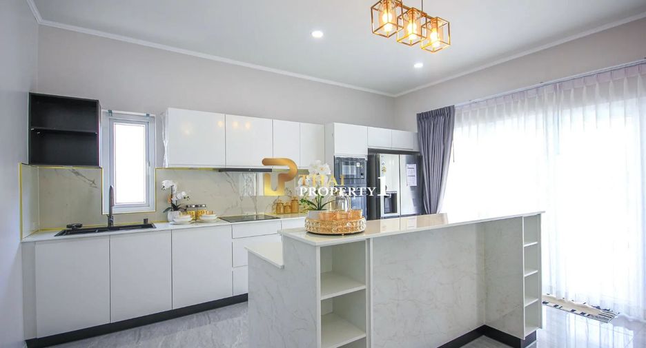 For sale 3 bedrooms villa in Hua Hin, Prachuap Khiri Khan