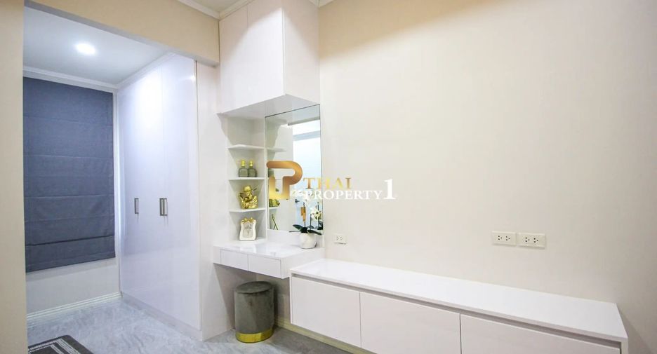 For sale 3 bedrooms villa in Hua Hin, Prachuap Khiri Khan