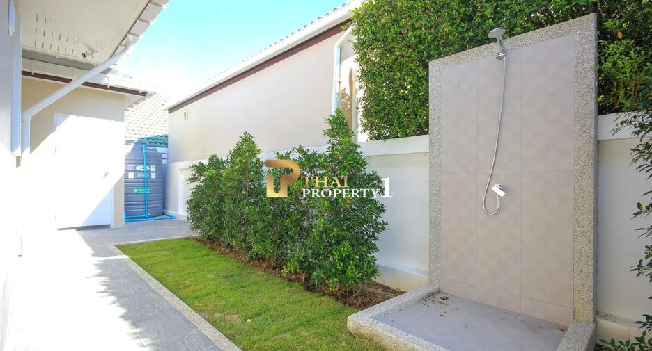 For sale 3 bedrooms villa in Hua Hin, Prachuap Khiri Khan