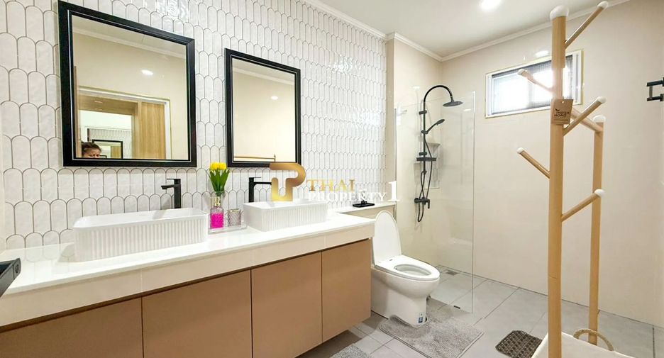 For sale 3 bedrooms villa in Hua Hin, Prachuap Khiri Khan