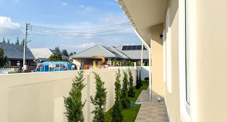 For sale 3 bedrooms villa in Hua Hin, Prachuap Khiri Khan