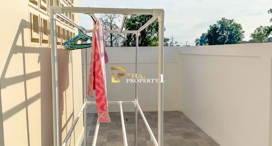 For sale 3 bedrooms villa in Hua Hin, Prachuap Khiri Khan