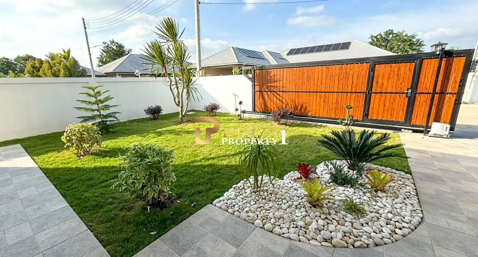 For sale 3 bedrooms villa in Hua Hin, Prachuap Khiri Khan