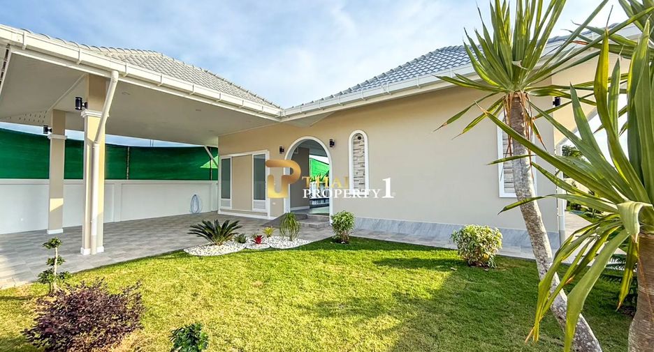 For sale 3 bedrooms villa in Hua Hin, Prachuap Khiri Khan