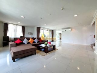 出租 4 卧室 公寓式住宅 在 Watthana, 曼谷