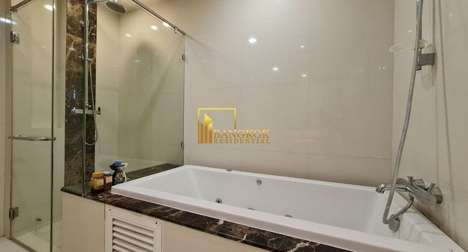 À louer 4 chambres appartement à Watthana, Bangkok