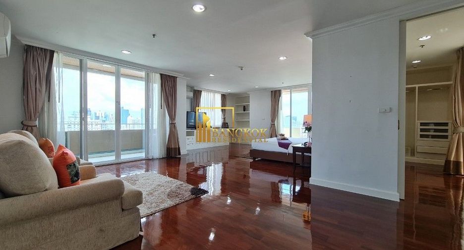 À louer 4 chambres appartement à Watthana, Bangkok