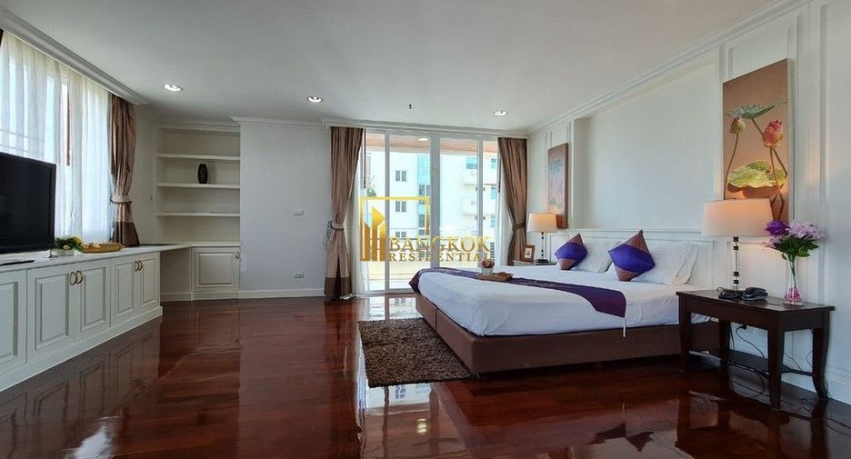 À louer 4 chambres appartement à Watthana, Bangkok