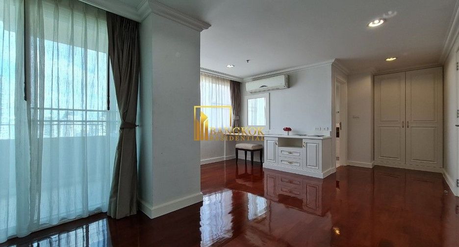 À louer 4 chambres appartement à Watthana, Bangkok