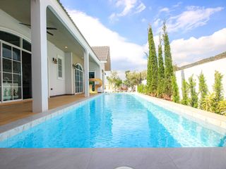 Villa zum Kauf mit 3 Zimmer in Cha Am, Phetchaburi