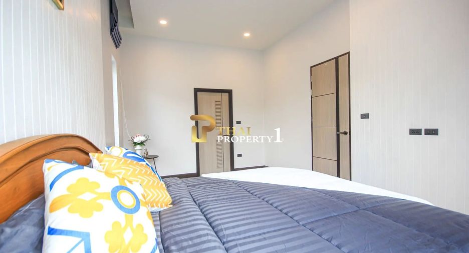 For sale 3 bedrooms villa in Cha Am, Phetchaburi
