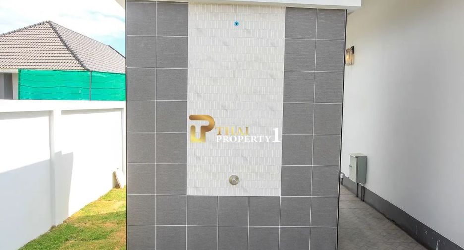For sale 3 bedrooms villa in Cha Am, Phetchaburi