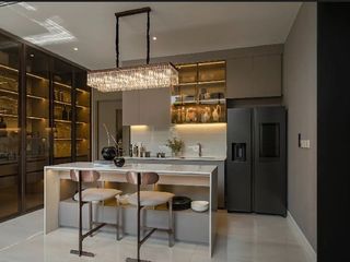 For sale 4 bedrooms house in Saphan Sung, Bangkok