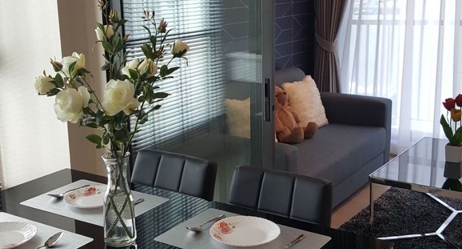 For sale 1 bed condo in Khlong Toei, Bangkok