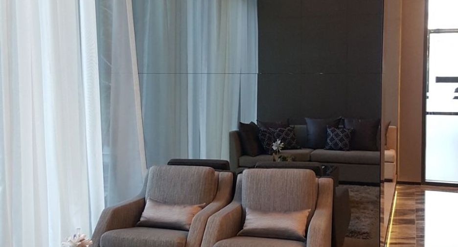 For sale 1 bed condo in Khlong Toei, Bangkok