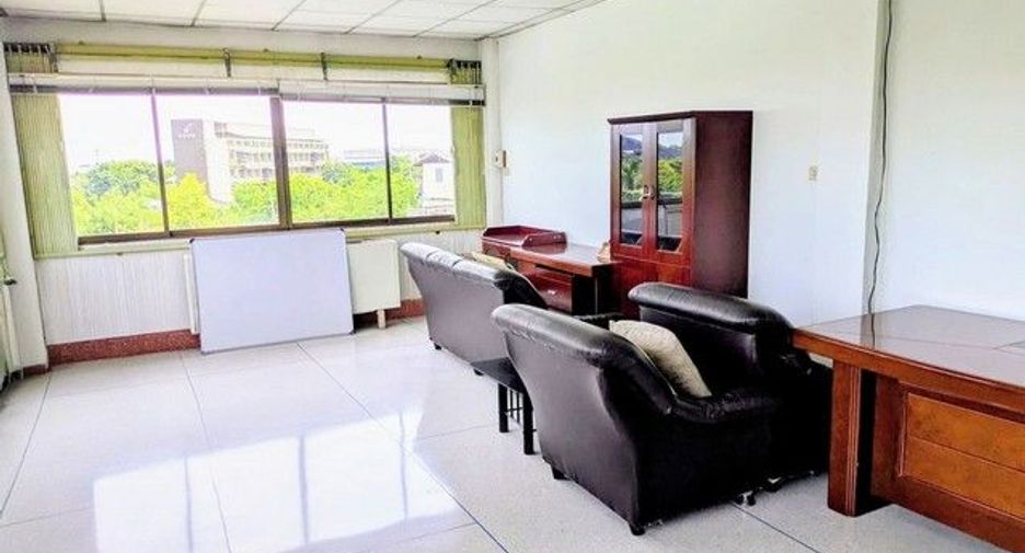 For rent 1 bed warehouse in Chom Thong, Bangkok