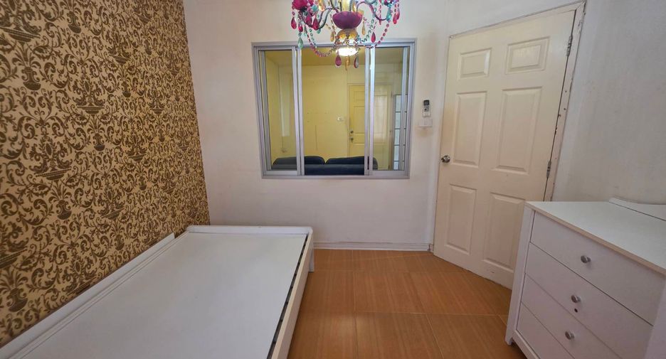 For sale 1 bed condo in Bang Kapi, Bangkok