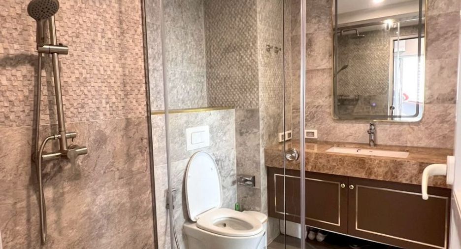À vendre 2 chambres condo 