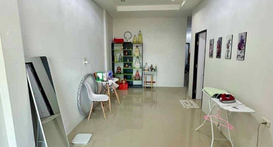 Casa adosada en venta de 2 habitaciones en Mueang Chanthaburi, Chanthaburi