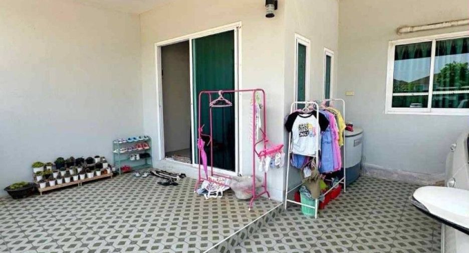 Casa adosada en venta de 2 habitaciones en Mueang Chanthaburi, Chanthaburi