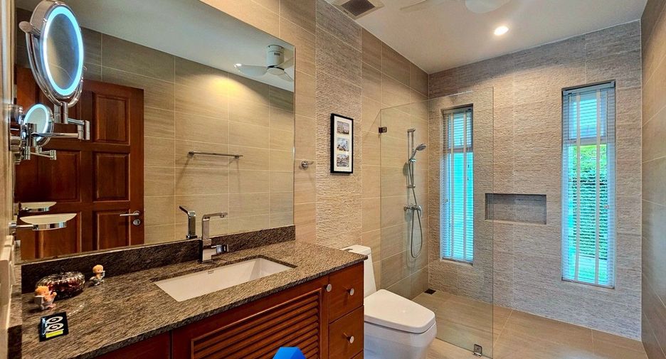 For sale 4 bedrooms villa in Hua Hin, Prachuap Khiri Khan