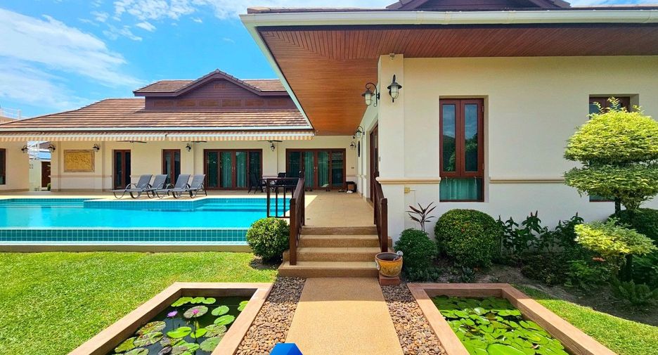 For sale 4 bedrooms villa in Hua Hin, Prachuap Khiri Khan