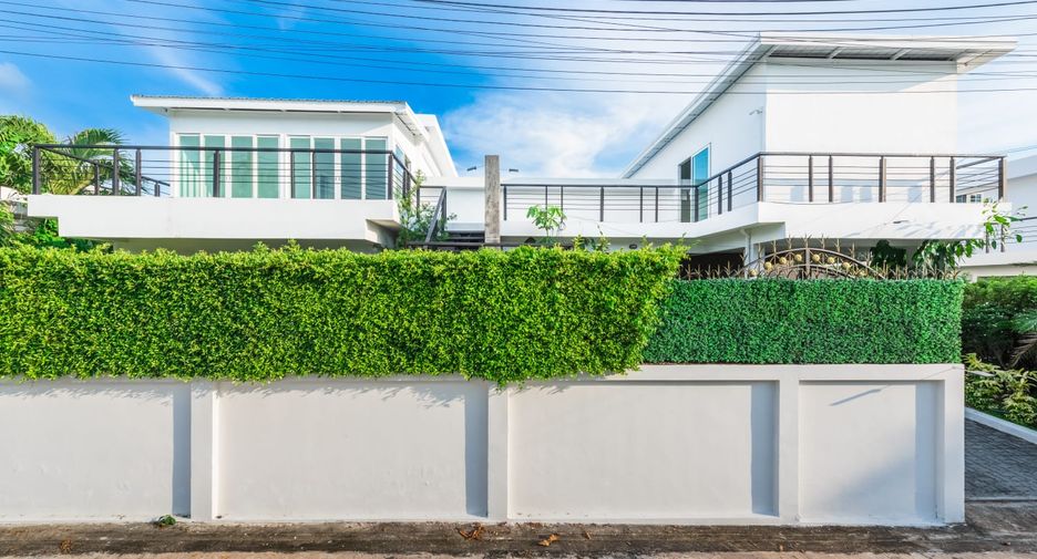 For sale 3 bedrooms villa in Sattahip, Chonburi