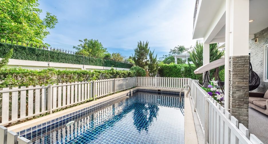 For sale 3 bedrooms villa in Sattahip, Chonburi