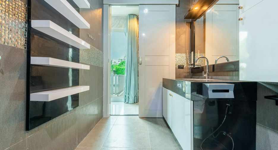 For sale 3 bedrooms villa in Sattahip, Chonburi