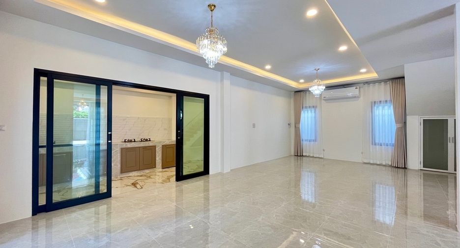 For sale 3 bedrooms house in Mueang Krabi, Krabi