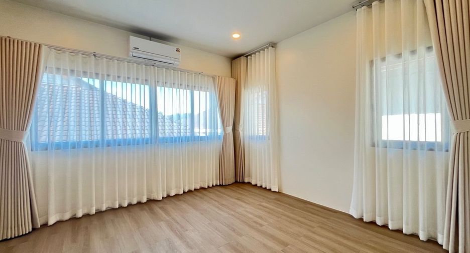 For sale 3 bedrooms house in Mueang Krabi, Krabi