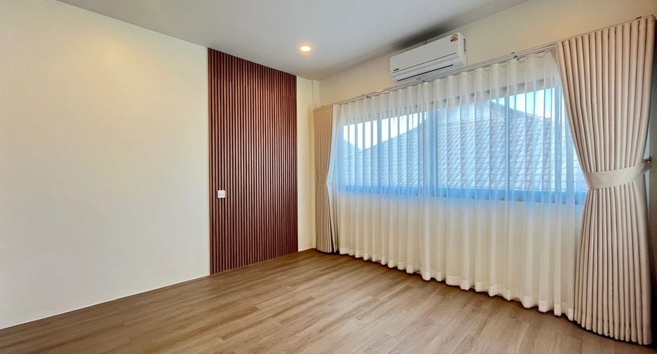 For sale 3 bedrooms house in Mueang Krabi, Krabi