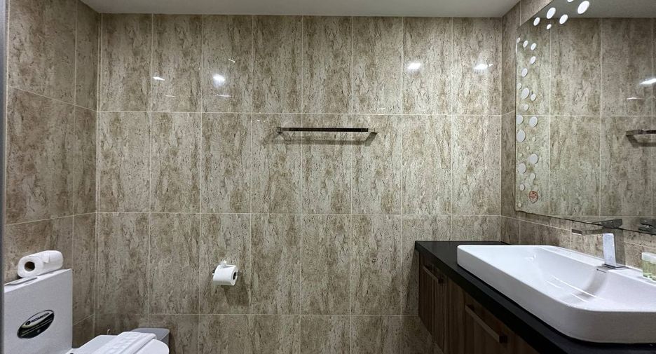 For rent 1 bed condo in Bang Lamung, Chonburi