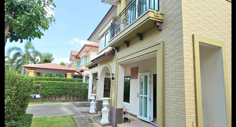 For sale 3 bedrooms house in Sai Mai, Bangkok