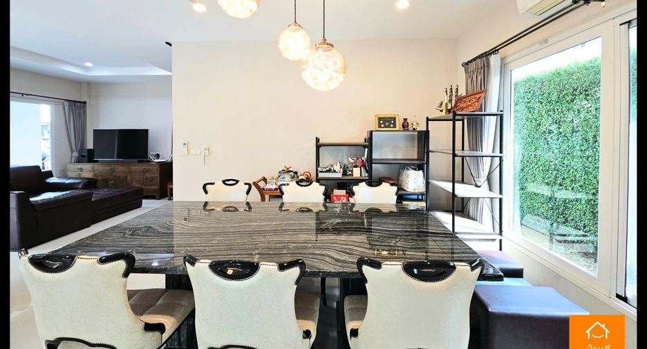 For sale 3 bedrooms house in Sai Mai, Bangkok