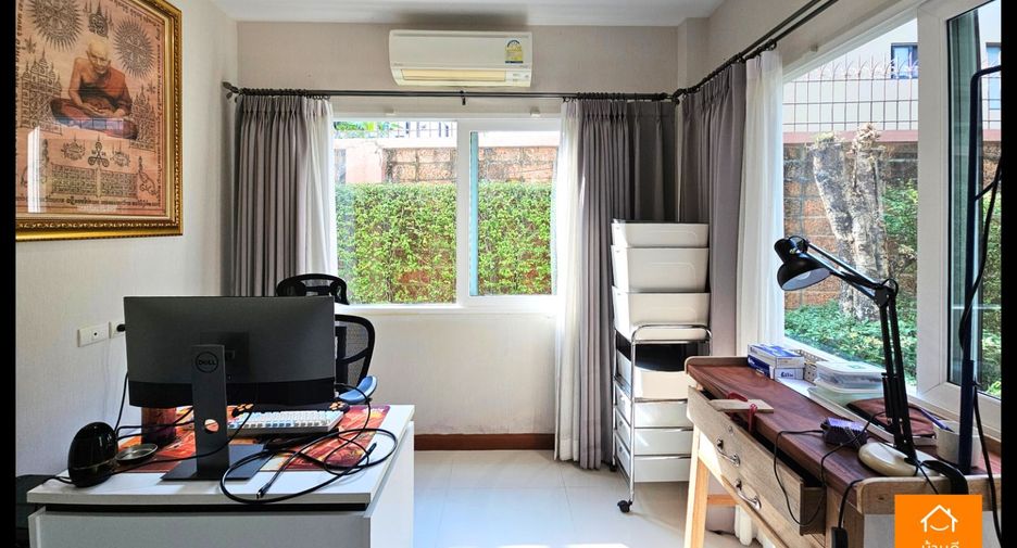 For sale 3 bedrooms house in Sai Mai, Bangkok