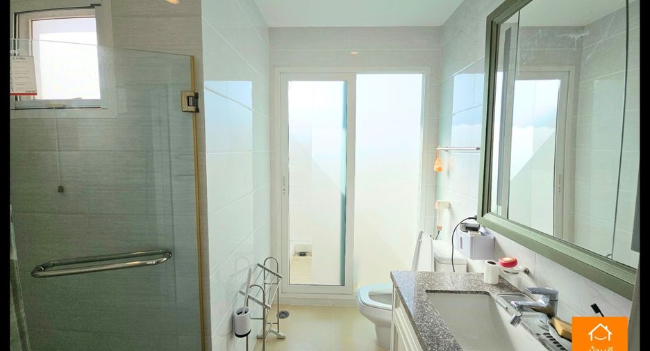 For sale 3 bedrooms house in Sai Mai, Bangkok