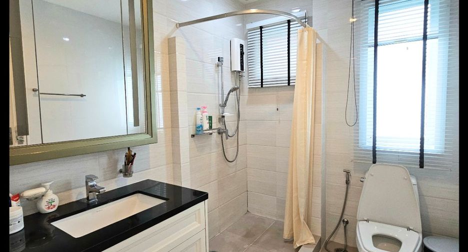 For sale 3 bedrooms house in Sai Mai, Bangkok