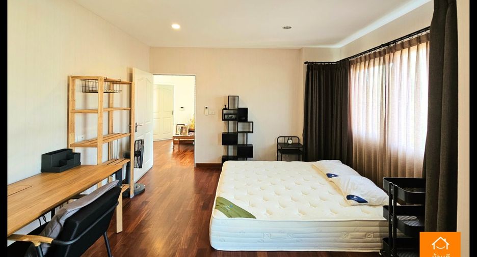 For sale 3 bedrooms house in Sai Mai, Bangkok