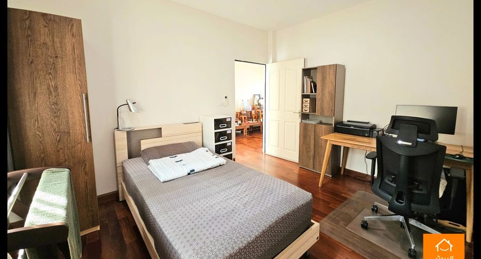 For sale 3 bedrooms house in Sai Mai, Bangkok