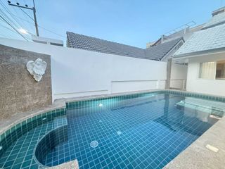 出租 4 卧室 别墅 在 Bang Lamung, Chon Buri