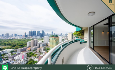 For sale 3 bedrooms condo in Khlong Toei, Bangkok