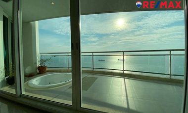 Condo en venta de 3 habitaciones en Jomtien, Pattaya