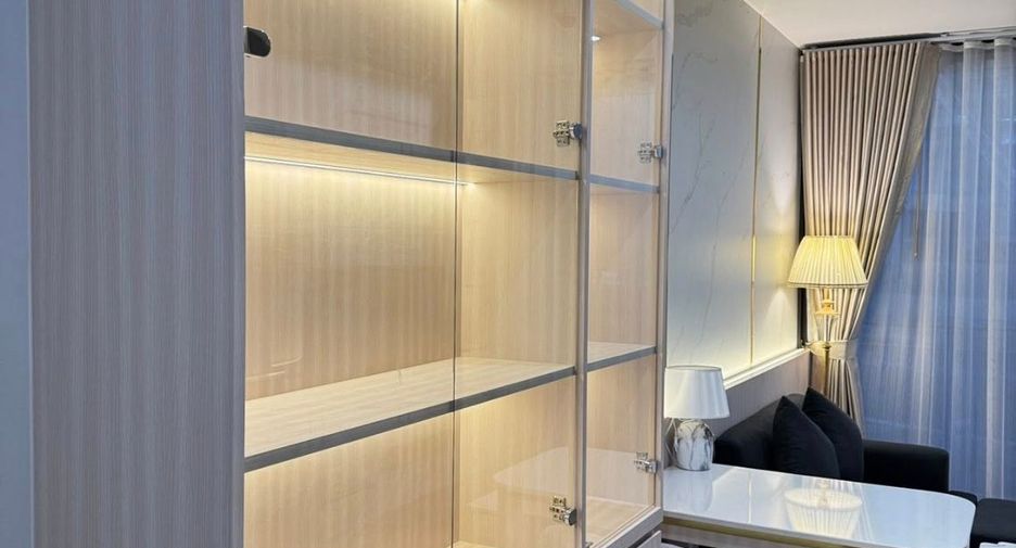 For rent 2 bedrooms condo in Bang Na, Bangkok