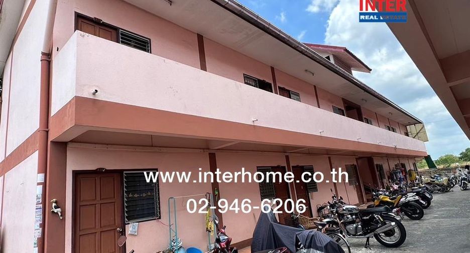 For sale 32 bedrooms apartment in Khan Na Yao, Bangkok