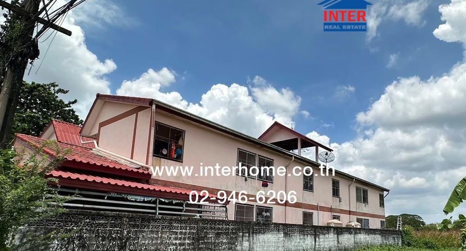 For sale 32 bedrooms apartment in Khan Na Yao, Bangkok