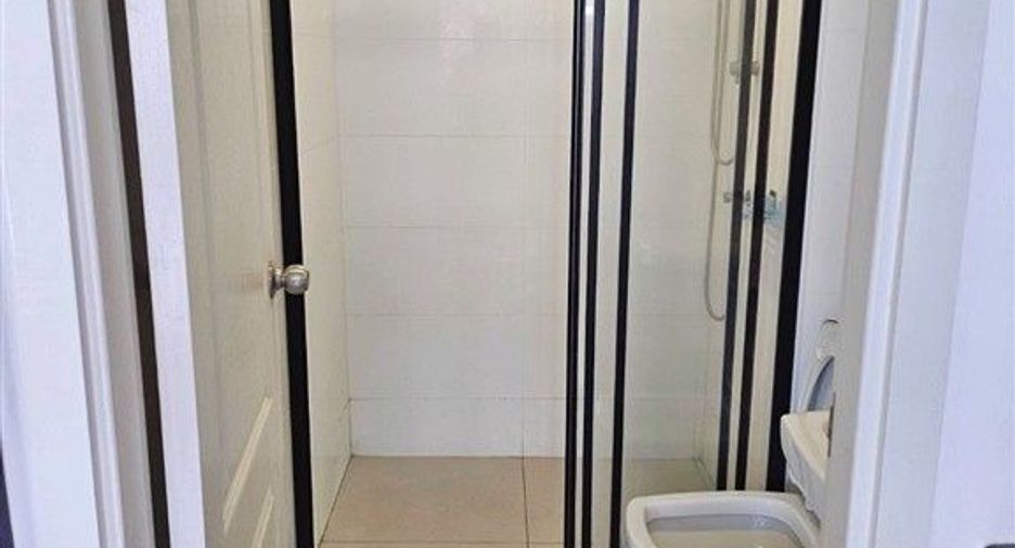 Wohnung zur Miete und zum Kauf mit 1 Zimmer in Bang Kapi, Bangkok