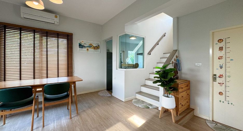 For sale 3 bedrooms house in Khlong Sam Wa, Bangkok